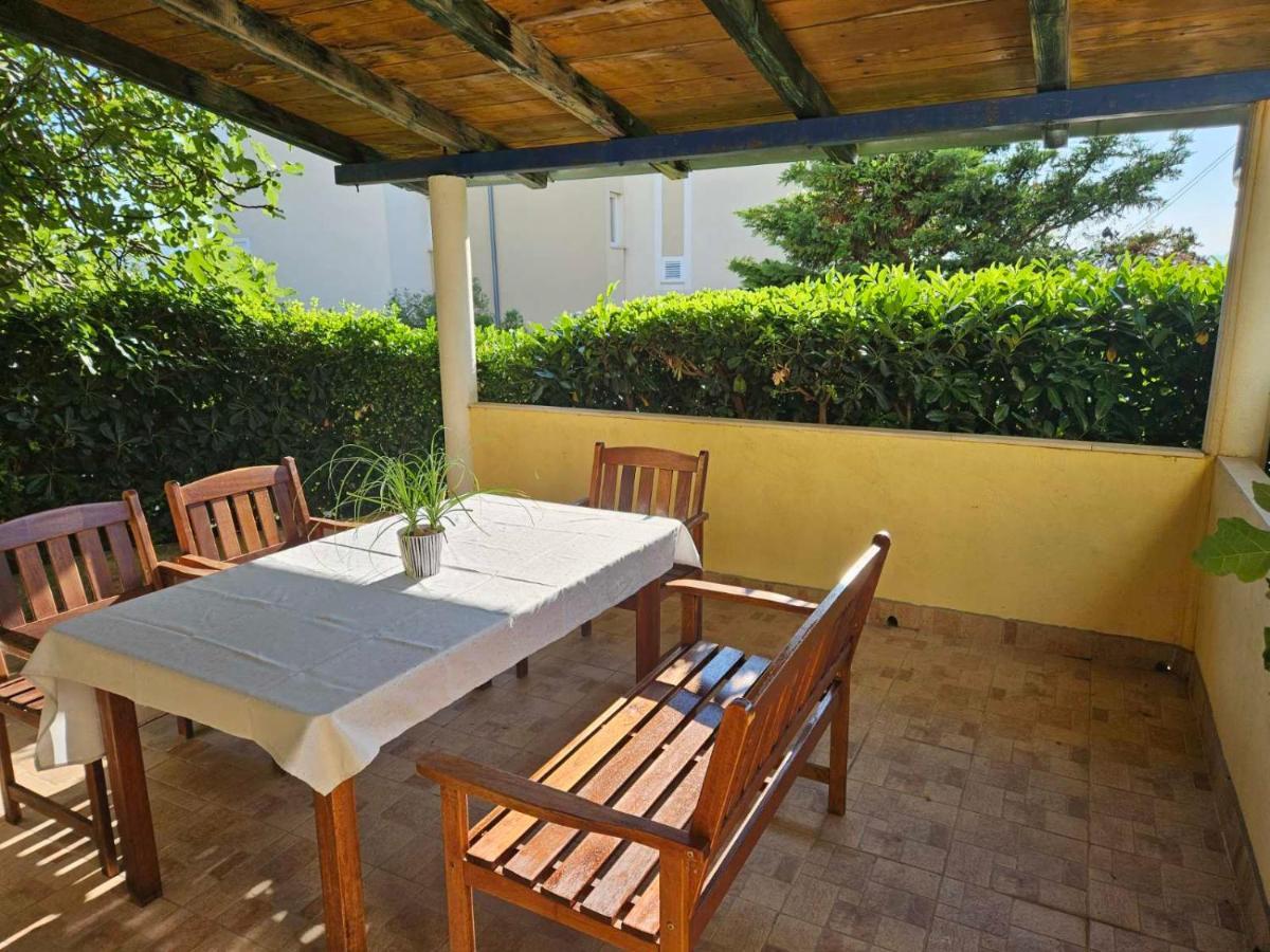 Apartmani Sanja Klenovica Luaran gambar