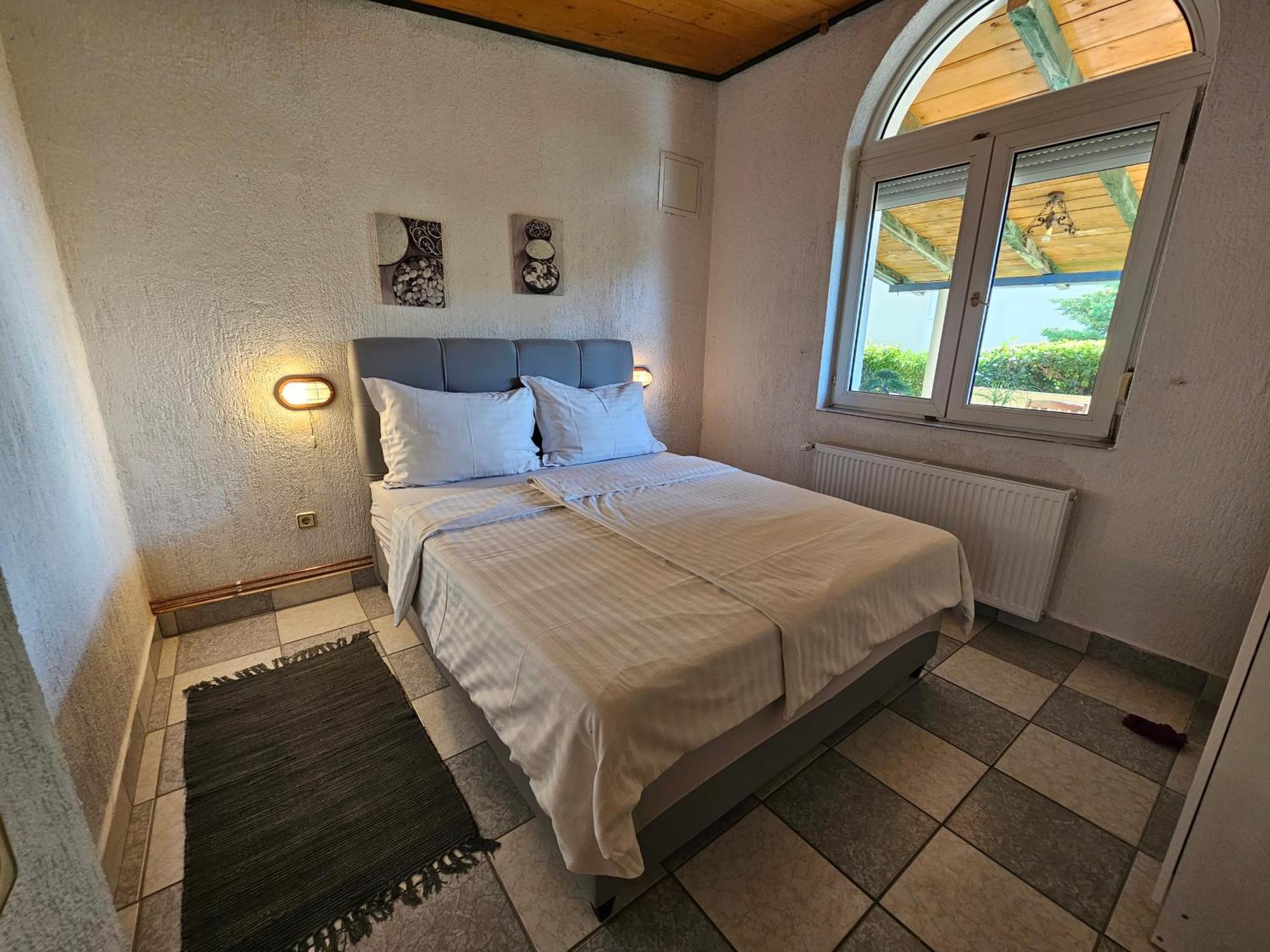 Apartmani Sanja Klenovica Luaran gambar
